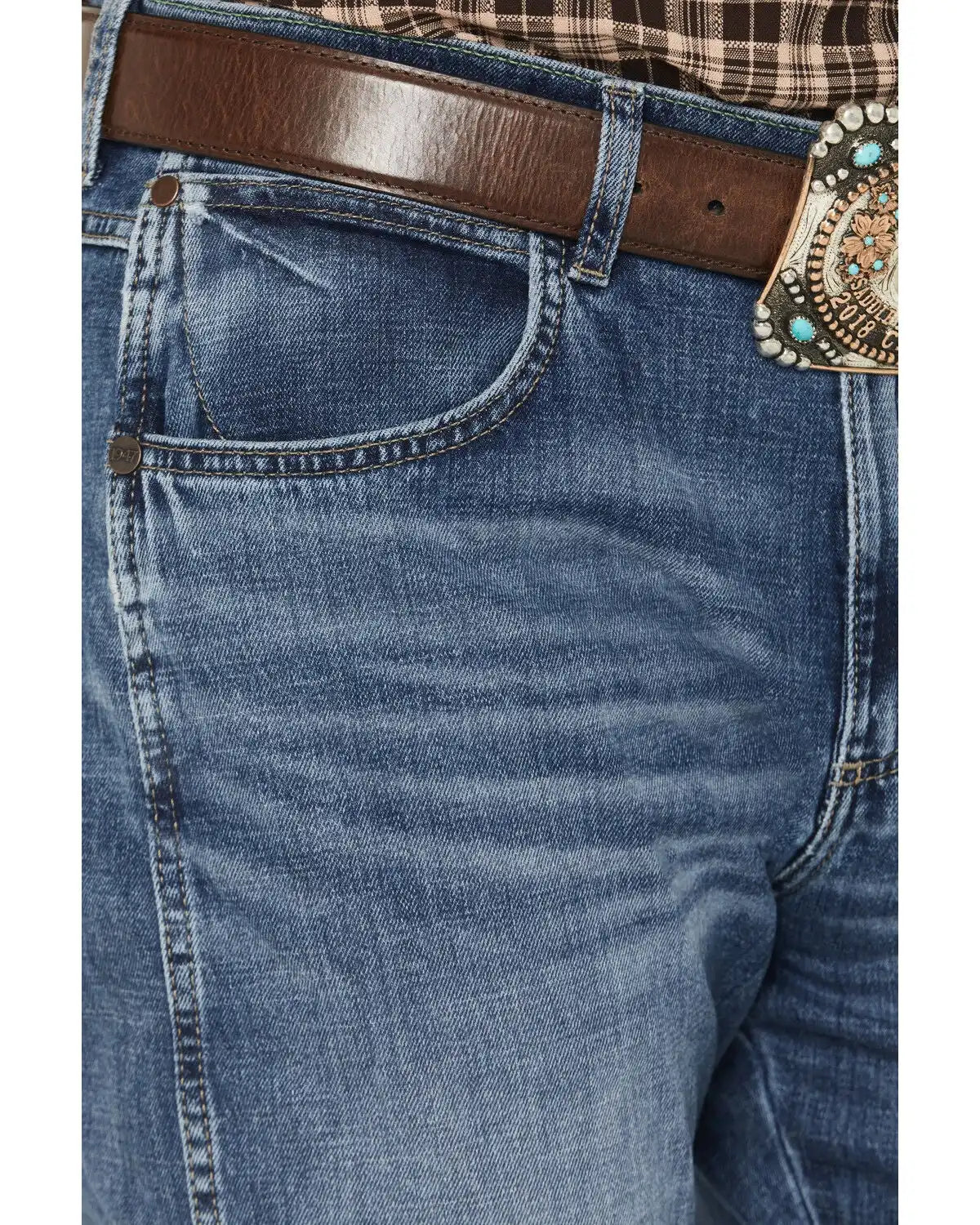 Wrangler Retro Men's 88MWZ Eastside Medium Wash Slim Straight Stretch Denim Jeans
