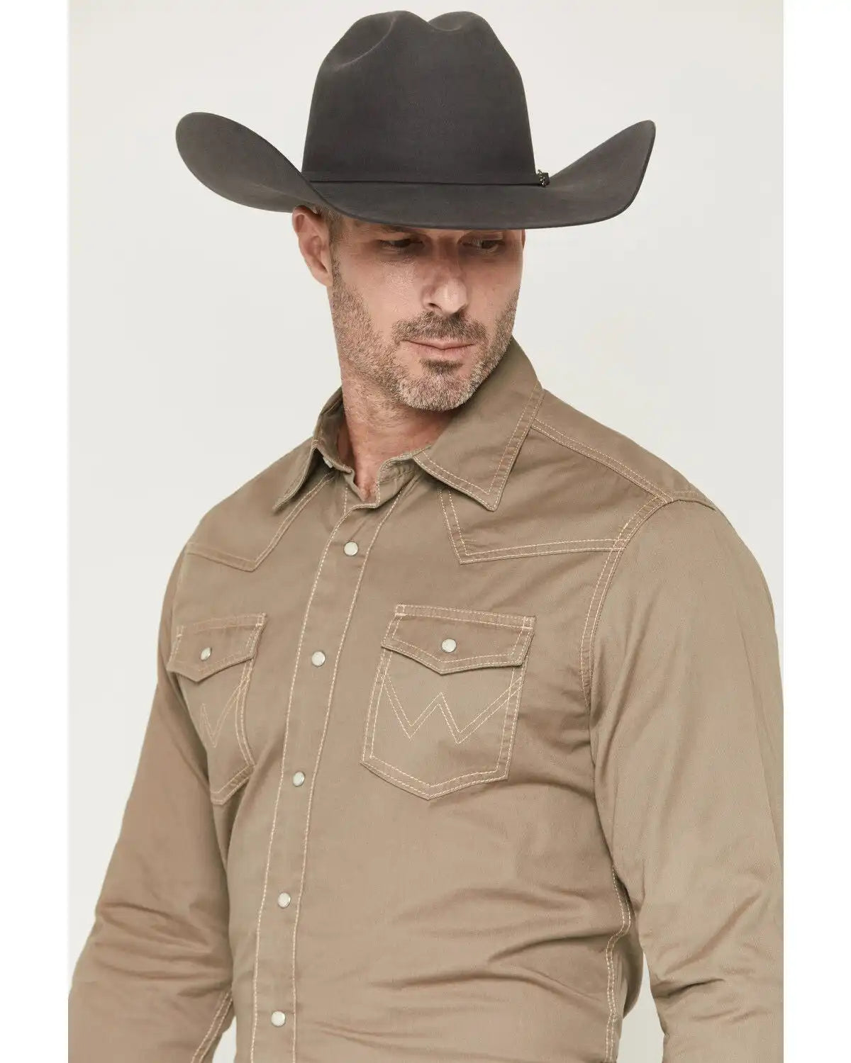 Wrangler Retro Men's Premium Solid Long Sleeve Snap Western Shirt