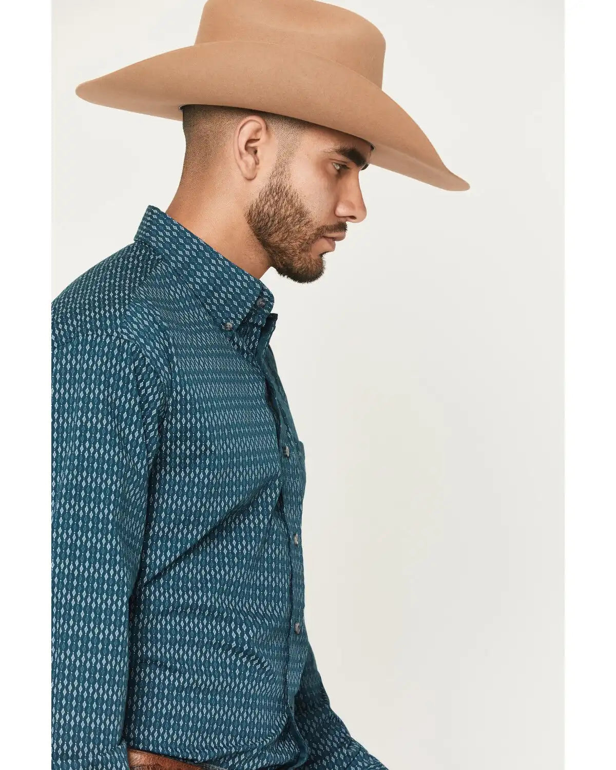 Wrangler Men's Geo Print Long Sleeve Button-Down Stretch Western Shirt