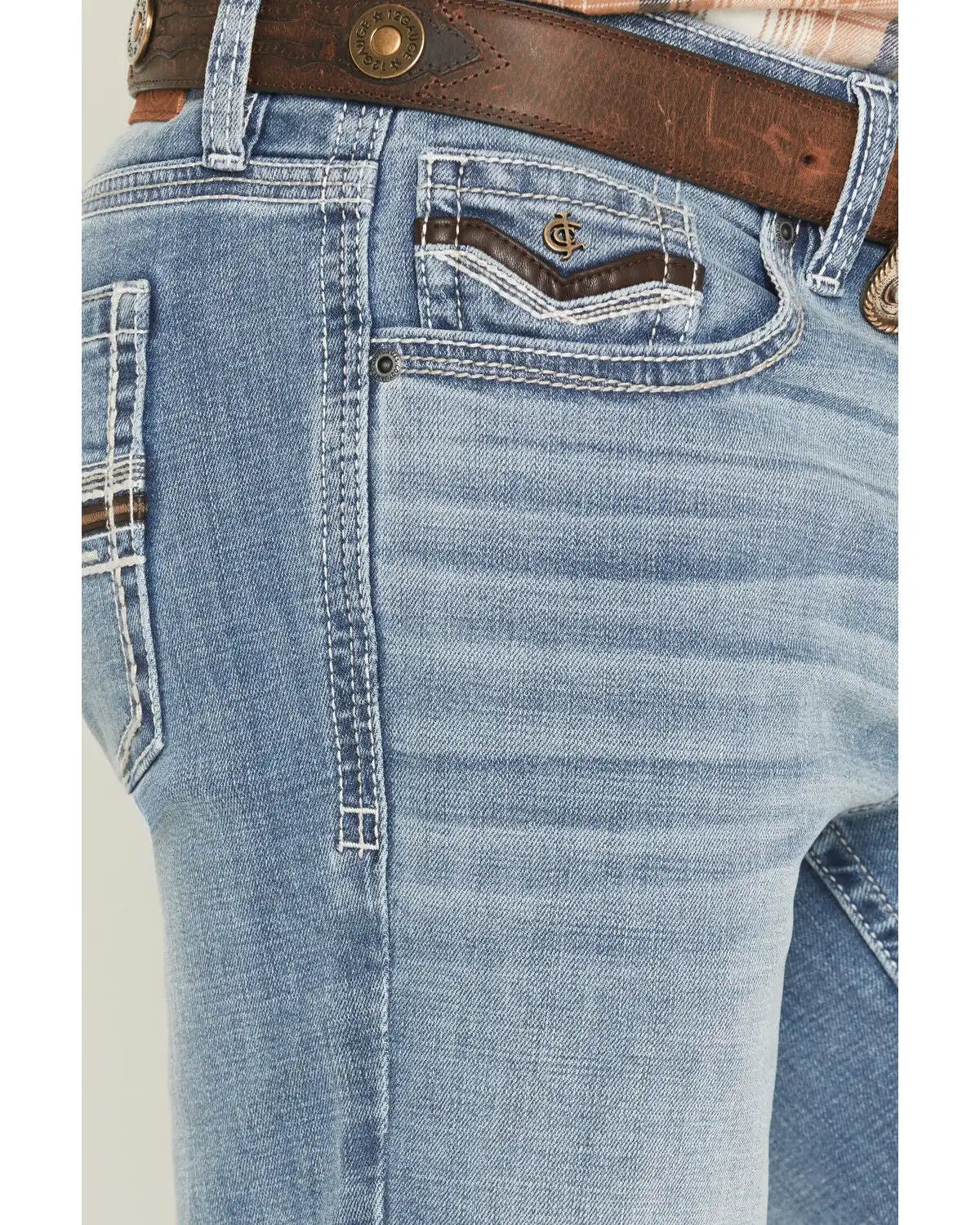 Cody James Men's Cooper Wash Duke Relaxed Bootcut Stretch Denim Jeans